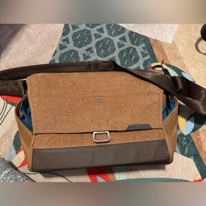 Peak Design The Everyday Messenger Shoulder Bag 15", Heritage Tan